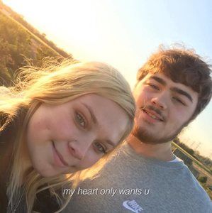 Meet your Posher, Hailey